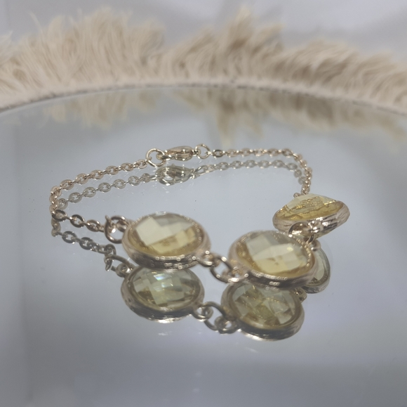 Banana Republic Bracelet - Picture 2 of 2